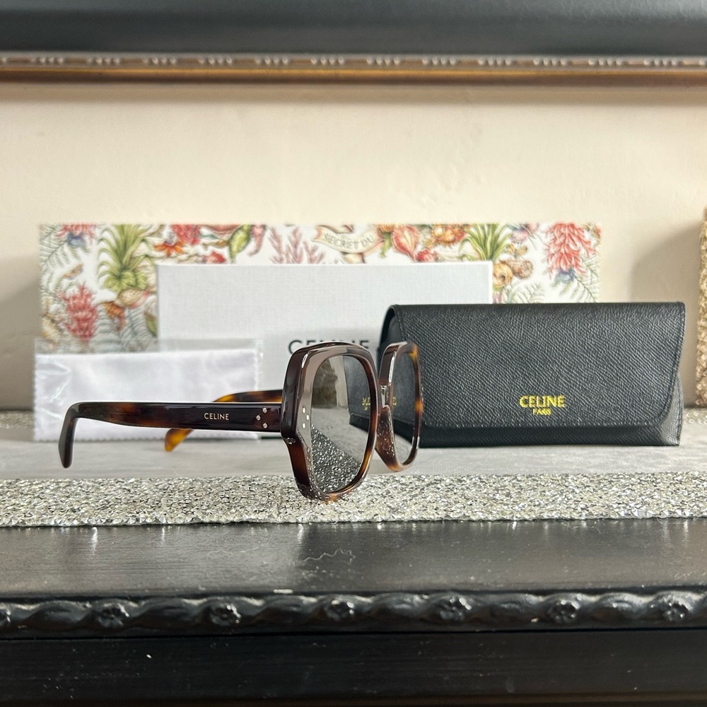 🎁 Celine Havana Brown Tortoise Sunglasses - Picture 2 of 11